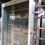 LOTE 192 - 01 ASSADEIRA DE FRANGO PROGÁS PARA 30 FRANGOS COM 06 ESPETOS COMPLETO EM AÇO INOX. (NO ESTADO, NÃO SABEMOS SE FUNCIONA.LEILÃO NÃO TEM GARANTIA E NEM DEVOLUÇÃO).