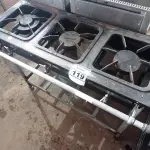 LOTE 119 - 01 FOGÃO INDUSTRIAL METALMAQ 3 BOCAS EM LINHA. (NO ESTADO, NÃO SABEMOS SE FUNCIONA. LEILÃO NÃO TEM GARANTIA E NEM DEVOLUÇÃO).