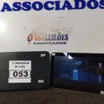 LOTE 053 - 01 TABLET MARCA SAMSUNG. (NO ESTADO) ATENÇÃO! FAZER A VISITAÇÃO ANTES DE ARREMATAR, NÃO SABEMOS SE FUNCIONA. LEILÃO NÃO TEM GARANTIA E NEM DEVOLUÇÃO, SUJEITO A POSSÍVEIS AVARIAS VISÍVEIS/OCULTAS E/OU AUSÊNCIA DE COMPONENTES.