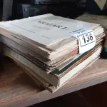 LOTE 136 - 01 LOTE COM VÁRIOS DISCOS DE VINIL. (NO ESTADO) ATENÇÃO! FAZER A VISITAÇÃO ANTES DE ARREMATAR, NÃO SABEMOS SE FUNCIONA. LEILÃO NÃO TEM GARANTIA E NEM DEVOLUÇÃO, SUJEITO A POSSÍVEIS AVARIAS VISÍVEIS/OCULTAS E/OU AUSÊNCIA DE COMPONENTES.