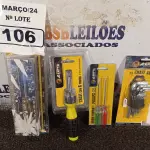 LOTE 106 - 01 KIT DE CHAVE INTERCAMBIÁVEL MULTIFUNCIONAL, 01 KIT DE CHAVES ALLEN, 01 CHAVE COM 06 POSTAS INTERCAMBIÁVEIS E 01 JOGO DE CHAVES FENDA/PHILIPS 02 PEÇAS. (NO ESTADO) ATENÇÃO! FAZER A VISITAÇÃO ANTES DE ARREMATAR, NÃO SABEMOS SE FUNCIONA. LEILÃO NÃO TEM GARANTIA E NEM DEVOLUÇÃO, SUJEITO A POSSÍVEIS AVARIAS VISÍVEIS/OCULTAS E/OU AUSÊNCIA DE COMPONENTES.
