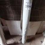 LOTE 174 - 01 TOLDO ESTILO CORTINA MEDINDO 456CMX400CM (CXA). (NO ESTADO, NÃO SABEMOS SE FUNCIONA. LEILÃO NÃO TEM GARANTIA E NEM DEVOLUÇÃO).