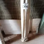 LOTE 170 - 01 TOLDO ESTILO CORTINA MEDINDO 310CMX400CM (CXA). (NO ESTADO, NÃO SABEMOS SE FUNCIONA. LEILÃO NÃO TEM GARANTIA E NEM DEVOLUÇÃO).