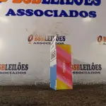 LOTE 068 - 01 CELULAR MOTO “C” 8BG. (NO ESTADO) ATENÇÃO! FAZER A VISITAÇÃO ANTES DE ARREMATAR, NÃO SABEMOS SE FUNCIONA. LEILÃO NÃO TEM GARANTIA E NEM DEVOLUÇÃO, SUJEITO A POSSÍVEIS AVARIAS VISÍVEIS/OCULTAS E/OU AUSÊNCIA DE COMPONENTES.