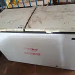 LOTE 115 - 01 FREEZER HORIZONTAL 02 TAMPAS 220V. (NO ESTADO) ATENÇÃO! FAZER A VISITAÇÃO ANTES DE ARREMATAR, NÃO SABEMOS SE FUNCIONA. LEILÃO NÃO TEM GARANTIA E NEM DEVOLUÇÃO, SUJEITO A POSSÍVEIS AVARIAS VISÍVEIS/OCULTAS E/OU AUSÊNCIA DE COMPONENTES.