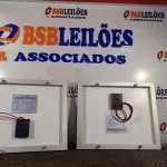 LOTE 123 - 02 PAINÉIS SOLARES 18V 10W. (NO ESTADO) ATENÇÃO! FAZER A VISITAÇÃO ANTES DE ARREMATAR, NÃO SABEMOS SE FUNCIONA. LEILÃO NÃO TEM GARANTIA E NEM DEVOLUÇÃO, SUJEITO A POSSÍVEIS AVARIAS VISÍVEIS/OCULTAS E/OU AUSÊNCIA DE COMPONENTES.