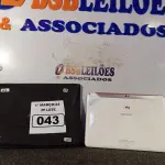 LOTE 043 - 01 TABLET MARCA SAMSUNG. (NO ESTADO) ATENÇÃO! FAZER A VISITAÇÃO ANTES DE ARREMATAR, NÃO SABEMOS SE FUNCIONA. LEILÃO NÃO TEM GARANTIA E NEM DEVOLUÇÃO, SUJEITO A POSSÍVEIS AVARIAS VISÍVEIS/OCULTAS E/OU AUSÊNCIA DE COMPONENTES.