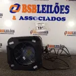 LOTE 191 - 01 LUMINÁRIA PARA ESTÚDIO LINE PRO. (NO ESTADO) ATENÇÃO! FAZER A VISITAÇÃO ANTES DE ARREMATAR, NÃO SABEMOS SE FUNCIONA. LEILÃO NÃO TEM GARANTIA E NEM DEVOLUÇÃO, SUJEITO A POSSÍVEIS AVARIAS VISÍVEIS/OCULTAS E/OU AUSÊNCIA DE COMPONENTES.