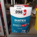 LOTE 096 - 01 LATA DE TINTA IQUINE DIATEX PINTA MAIS 18L FOSCO AVELUDADO COR MARFIM. (NO ESTADO) ATENÇÃO! FAZER A VISITAÇÃO ANTES DE ARREMATAR, NÃO SABEMOS SE FUNCIONA. LEILÃO NÃO TEM GARANTIA E NEM DEVOLUÇÃO, SUJEITO A POSSÍVEIS AVARIAS VISÍVEIS/OCULTAS E/OU AUSÊNCIA DE COMPONENTES.