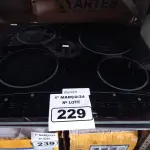 LOTE 229 - 02 FOGÕES DE INDUÇÃO MARCAS E MODELOS DIVERSOS PARA RETIRADA DE PEÇAS. (NO ESTADO) ATENÇÃO! FAZER A VISITAÇÃO ANTES DE ARREMATAR, NÃO SABEMOS SE FUNCIONA. LEILÃO NÃO TEM GARANTIA E NEM DEVOLUÇÃO, SUJEITO A POSSÍVEIS AVARIAS VISÍVEIS/OCULTAS E/OU AUSÊNCIA DE COMPONENTES.