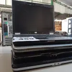 LOTE 459 - 04 NOTEBOOKS PARA RETIRADA DE PEÇAS. (NO ESTADO) ATENÇÃO! FAZER A VISITAÇÃO ANTES DE ARREMATAR, NÃO SABEMOS SE FUNCIONA. LEILÃO NÃO TEM GARANTIA E NEM DEVOLUÇÃO, SUJEITO A POSSÍVEIS AVARIAS VISÍVEIS/OCULTAS E/OU AUSÊNCIA DE COMPONENTES.