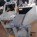 LOTE 326 - 02 CARRINHOS DE LIMPEZA INCOMPLETOS. (NO ESTADO) ATENÇÃO! FAZER A VISITAÇÃO ANTES DE ARREMATAR, NÃO SABEMOS SE FUNCIONA. LEILÃO NÃO TEM GARANTIA E NEM DEVOLUÇÃO, SUJEITO A POSSÍVEIS AVARIAS VISÍVEIS/OCULTAS E/OU AUSÊNCIA DE COMPONENTES.