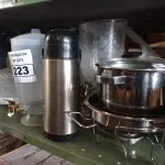 LOTE 223 - 01 LOTE COM UTENSÍLIOS DIVERSOS. (NO ESTADO) ATENÇÃO! FAZER A VISITAÇÃO ANTES DE ARREMATAR, NÃO SABEMOS SE FUNCIONA. LEILÃO NÃO TEM GARANTIA E NEM DEVOLUÇÃO, SUJEITO A POSSÍVEIS AVARIAS VISÍVEIS/OCULTAS E/OU AUSÊNCIA DE COMPONENTES.