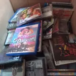 LOTE 452 - 01 LOTE COM DIVERSOS CDS. (NO ESTADO) ATENÇÃO! FAZER A VISITAÇÃO ANTES DE ARREMATAR, NÃO SABEMOS SE FUNCIONA. LEILÃO NÃO TEM GARANTIA E NEM DEVOLUÇÃO, SUJEITO A POSSÍVEIS AVARIAS VISÍVEIS/OCULTAS E/OU AUSÊNCIA DE COMPONENTES.