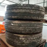 LOTE 447 - 03 PNEUS PARA CAMINHÃO ¾ 215/75/17,5. (NO ESTADO) ATENÇÃO! FAZER A VISITAÇÃO ANTES DE ARREMATAR, NÃO SABEMOS SE FUNCIONA. LEILÃO NÃO TEM GARANTIA E NEM DEVOLUÇÃO, SUJEITO A POSSÍVEIS AVARIAS VISÍVEIS/OCULTAS E/OU AUSÊNCIA DE COMPONENTES.