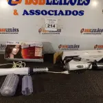 LOTE 214 - 02 ESCOVAS ROTATIVAS SENDO 01 MARCA PHILIPS E 01 GAMA ITALY. (NO ESTADO) ATENÇÃO! FAZER A VISITAÇÃO ANTES DE ARREMATAR, NÃO SABEMOS SE FUNCIONA. LEILÃO NÃO TEM GARANTIA E NEM DEVOLUÇÃO, SUJEITO A POSSÍVEIS AVARIAS VISÍVEIS/OCULTAS E/OU AUSÊNCIA DE COMPONENTES.