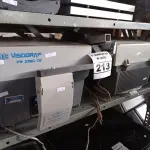 LOTE 213 - 02 RETROPROJETORES VISOGRAF. (NO ESTADO) ATENÇÃO! FAZER A VISITAÇÃO ANTES DE ARREMATAR, NÃO SABEMOS SE FUNCIONA. LEILÃO NÃO TEM GARANTIA E NEM DEVOLUÇÃO, SUJEITO A POSSÍVEIS AVARIAS VISÍVEIS/OCULTAS E/OU AUSÊNCIA DE COMPONENTES.