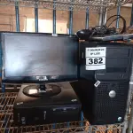 LOTE 382 - 02 CPU’S, 01 MONITOR, 01 TECLADO E 01 MOUSE. (NO ESTADO) ATENÇÃO! FAZER A VISITAÇÃO ANTES DE ARREMATAR, NÃO SABEMOS SE FUNCIONA. LEILÃO NÃO TEM GARANTIA E NEM DEVOLUÇÃO, SUJEITO A POSSÍVEIS AVARIAS VISÍVEIS/OCULTAS E/OU AUSÊNCIA DE COMPONENTES.