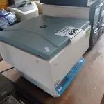 LOTE 420 - 01 CENTRIFUGA PARA LABORATÓRIO. (NO ESTADO) ATENÇÃO! FAZER A VISITAÇÃO ANTES DE ARREMATAR, NÃO SABEMOS SE FUNCIONA. LEILÃO NÃO TEM GARANTIA E NEM DEVOLUÇÃO, SUJEITO A POSSÍVEIS AVARIAS VISÍVEIS/OCULTAS E/OU AUSÊNCIA DE COMPONENTES.