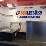 LOTE 218 - 05 LUMINÁRIAS MARCAS E MODELOS DIVERSOS. (NO ESTADO) ATENÇÃO! FAZER A VISITAÇÃO ANTES DE ARREMATAR, NÃO SABEMOS SE FUNCIONA. LEILÃO NÃO TEM GARANTIA E NEM DEVOLUÇÃO, SUJEITO A POSSÍVEIS AVARIAS VISÍVEIS/OCULTAS E/OU AUSÊNCIA DE COMPONENTES.