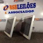 LOTE 209 - 02 PAINÉIS SOLARES 18V 10W. (NO ESTADO) ATENÇÃO! FAZER A VISITAÇÃO ANTES DE ARREMATAR, NÃO SABEMOS SE FUNCIONA. LEILÃO NÃO TEM GARANTIA E NEM DEVOLUÇÃO, SUJEITO A POSSÍVEIS AVARIAS VISÍVEIS/OCULTAS E/OU AUSÊNCIA DE COMPONENTES.