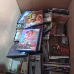 LOTE 452 - 01 LOTE COM DIVERSOS CDS. (NO ESTADO) ATENÇÃO! FAZER A VISITAÇÃO ANTES DE ARREMATAR, NÃO SABEMOS SE FUNCIONA. LEILÃO NÃO TEM GARANTIA E NEM DEVOLUÇÃO, SUJEITO A POSSÍVEIS AVARIAS VISÍVEIS/OCULTAS E/OU AUSÊNCIA DE COMPONENTES.