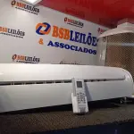 LOTE 299 - 01 AR CONDICIONADO INVERTER MARCA ELECTROLUX 9.000 BTU COM CONTROLE 220V. (NO ESTADO) ATENÇÃO! FAZER A VISITAÇÃO ANTES DE ARREMATAR, NÃO SABEMOS SE FUNCIONA. LEILÃO NÃO TEM GARANTIA E NEM DEVOLUÇÃO, SUJEITO A POSSÍVEIS AVARIAS VISÍVEIS/OCULTAS E/OU AUSÊNCIA DE COMPONENTES.