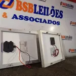 LOTE 379 - 02 PAINÉIS SOLARES 18V 10W. (NO ESTADO) ATENÇÃO! FAZER A VISITAÇÃO ANTES DE ARREMATAR, NÃO SABEMOS SE FUNCIONA. LEILÃO NÃO TEM GARANTIA E NEM DEVOLUÇÃO, SUJEITO A POSSÍVEIS AVARIAS VISÍVEIS/OCULTAS E/OU AUSÊNCIA DE COMPONENTES.