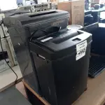 LOTE 492 - 02 FRAGMENTADORAS DE PAPEL. (NO ESTADO) ATENÇÃO! FAZER A VISITAÇÃO ANTES DE ARREMATAR, NÃO SABEMOS SE FUNCIONA. LEILÃO NÃO TEM GARANTIA E NEM DEVOLUÇÃO, SUJEITO A POSSÍVEIS AVARIAS VISÍVEIS/OCULTAS E/OU AUSÊNCIA DE COMPONENTES.