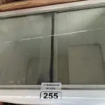 LOTE 255 - 01 FREEZER HORIZONTAL COM TAMPAS DE CORRER 220V. (NO ESTADO) ATENÇÃO! FAZER A VISITAÇÃO ANTES DE ARREMATAR, NÃO SABEMOS SE FUNCIONA. LEILÃO NÃO TEM GARANTIA E NEM DEVOLUÇÃO, SUJEITO A POSSÍVEIS AVARIAS VISÍVEIS/OCULTAS E/OU AUSÊNCIA DE COMPONENTES.