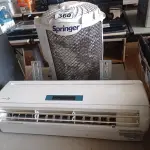 LOTE 360 - 01 AR CONDICIONADO CONDENSADORA MARCA SPRINGER E 01 EVAPORADORA MARCA YONAN. (NO ESTADO) ATENÇÃO! FAZER A VISITAÇÃO ANTES DE ARREMATAR, NÃO SABEMOS SE FUNCIONA. LEILÃO NÃO TEM GARANTIA E NEM DEVOLUÇÃO, SUJEITO A POSSÍVEIS AVARIAS VISÍVEIS/OCULTAS E/OU AUSÊNCIA DE COMPONENTES.