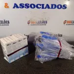 LOTE 409 - 04 TERMÔMETROS DIGITAL E 10 MASCARAS DE PROTEÇÃO. (NO ESTADO) ATENÇÃO! FAZER A VISITAÇÃO ANTES DE ARREMATAR, NÃO SABEMOS SE FUNCIONA. LEILÃO NÃO TEM GARANTIA E NEM DEVOLUÇÃO, SUJEITO A POSSÍVEIS AVARIAS VISÍVEIS/OCULTAS E/OU AUSÊNCIA DE COMPONENTES.