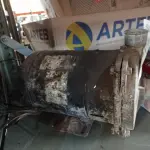 LOTE 206 - 01 MOTOBOMBA. (NO ESTADO) ATENÇÃO! FAZER A VISITAÇÃO ANTES DE ARREMATAR, NÃO SABEMOS SE FUNCIONA. LEILÃO NÃO TEM GARANTIA E NEM DEVOLUÇÃO, SUJEITO A POSSÍVEIS AVARIAS VISÍVEIS/OCULTAS E/OU AUSÊNCIA DE COMPONENTES.