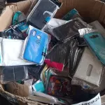 LOTE 405 - 01 LOTE COM VÁRIAS CAPINHAS PARA CELULAR MARCAS E MODELOS DIVERSOS. (NO ESTADO) ATENÇÃO! FAZER A VISITAÇÃO ANTES DE ARREMATAR, NÃO SABEMOS SE FUNCIONA. LEILÃO NÃO TEM GARANTIA E NEM DEVOLUÇÃO, SUJEITO A POSSÍVEIS AVARIAS VISÍVEIS/OCULTAS E/OU AUSÊNCIA DE COMPONENTES.