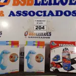 LOTE 204 - 03 BONECOS JOÃO TEIMOSO E 01 JOGO DESCOBRINDO A MATEMÁTICA. (NO ESTADO) ATENÇÃO! FAZER A VISITAÇÃO ANTES DE ARREMATAR, NÃO SABEMOS SE FUNCIONA. LEILÃO NÃO TEM GARANTIA E NEM DEVOLUÇÃO, SUJEITO A POSSÍVEIS AVARIAS VISÍVEIS/OCULTAS E/OU AUSÊNCIA DE COMPONENTES.