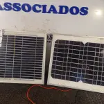 LOTE 231 - 02 PAINÉIS SOLARES 18V 10W SENDO 01 COM AVARIAS. (NO ESTADO) ATENÇÃO! FAZER A VISITAÇÃO ANTES DE ARREMATAR, NÃO SABEMOS SE FUNCIONA. LEILÃO NÃO TEM GARANTIA E NEM DEVOLUÇÃO, SUJEITO A POSSÍVEIS AVARIAS VISÍVEIS/OCULTAS E/OU AUSÊNCIA DE COMPONENTES.