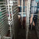 LOTE 325 - 03 CARRINHOS PARA TRANSPORTE DE BANDEJAS. (NO ESTADO) ATENÇÃO! FAZER A VISITAÇÃO ANTES DE ARREMATAR, NÃO SABEMOS SE FUNCIONA. LEILÃO NÃO TEM GARANTIA E NEM DEVOLUÇÃO, SUJEITO A POSSÍVEIS AVARIAS VISÍVEIS/OCULTAS E/OU AUSÊNCIA DE COMPONENTES.
