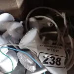 LOTE 238 - 06 CHUVEIROS MARCAS E MODELOS DIVERSOS. (NO ESTADO) ATENÇÃO! FAZER A VISITAÇÃO ANTES DE ARREMATAR, NÃO SABEMOS SE FUNCIONA. LEILÃO NÃO TEM GARANTIA E NEM DEVOLUÇÃO, SUJEITO A POSSÍVEIS AVARIAS VISÍVEIS/OCULTAS E/OU AUSÊNCIA DE COMPONENTES.