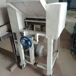 LOTE 215 - 01 CILINDRO PARA MASSAS “MODELADORA DE PÃES” INDUSTRIAL. (NO ESTADO) ATENÇÃO! FAZER A VISITAÇÃO ANTES DE ARREMATAR, NÃO SABEMOS SE FUNCIONA. LEILÃO NÃO TEM GARANTIA E NEM DEVOLUÇÃO, SUJEITO A POSSÍVEIS AVARIAS VISÍVEIS/OCULTAS E/OU AUSÊNCIA DE COMPONENTES.