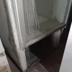 LOTE 295 - 01 CERVEJEIRA MARCA METALFRIO. (NO ESTADO) ATENÇÃO! FAZER A VISITAÇÃO ANTES DE ARREMATAR, NÃO SABEMOS SE FUNCIONA. LEILÃO NÃO TEM GARANTIA E NEM DEVOLUÇÃO, SUJEITO A POSSÍVEIS AVARIAS VISÍVEIS/OCULTAS E/OU AUSÊNCIA DE COMPONENTES.