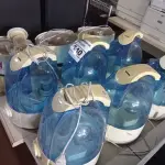 LOTE 340 - 01 LOTE COM VÁRIOS UMIDIFICADORES MARCAS E MODELOS DIVERSOS. (NO ESTADO) ATENÇÃO! FAZER A VISITAÇÃO ANTES DE ARREMATAR, NÃO SABEMOS SE FUNCIONA. LEILÃO NÃO TEM GARANTIA E NEM DEVOLUÇÃO, SUJEITO A POSSÍVEIS AVARIAS VISÍVEIS/OCULTAS E/OU AUSÊNCIA DE COMPONENTES.
