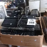 LOTE 359 - 01 LOTE COM VÁRIOS TECLADOS PARA PC MARCAS E MODELOS DIVERSOS. (NO ESTADO) ATENÇÃO! FAZER A VISITAÇÃO ANTES DE ARREMATAR, NÃO SABEMOS SE FUNCIONA. LEILÃO NÃO TEM GARANTIA E NEM DEVOLUÇÃO, SUJEITO A POSSÍVEIS AVARIAS VISÍVEIS/OCULTAS E/OU AUSÊNCIA DE COMPONENTES.