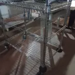 LOTE 338 - 01 CARRINHO PARA TRANSPORTE DE ALIMENTOS. (NO ESTADO) ATENÇÃO! FAZER A VISITAÇÃO ANTES DE ARREMATAR, NÃO SABEMOS SE FUNCIONA. LEILÃO NÃO TEM GARANTIA E NEM DEVOLUÇÃO, SUJEITO A POSSÍVEIS AVARIAS VISÍVEIS/OCULTAS E/OU AUSÊNCIA DE COMPONENTES.