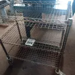 LOTE 364 - 01 CARRINHO PARA TRANSPORTE DE ALIMENTOS. (NO ESTADO) ATENÇÃO! FAZER A VISITAÇÃO ANTES DE ARREMATAR, NÃO SABEMOS SE FUNCIONA. LEILÃO NÃO TEM GARANTIA E NEM DEVOLUÇÃO, SUJEITO A POSSÍVEIS AVARIAS VISÍVEIS/OCULTAS E/OU AUSÊNCIA DE COMPONENTES.
