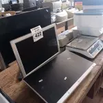 LOTE 422 - 03 MONITORES MARCAS E MODELOS DIVERSOS PARA RETIRADA DE PEÇAS. (NO ESTADO) ATENÇÃO! FAZER A VISITAÇÃO ANTES DE ARREMATAR, NÃO SABEMOS SE FUNCIONA. LEILÃO NÃO TEM GARANTIA E NEM DEVOLUÇÃO, SUJEITO A POSSÍVEIS AVARIAS VISÍVEIS/OCULTAS E/OU AUSÊNCIA DE COMPONENTES.