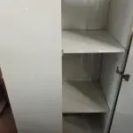 LOTE 273 - 02 ARMÁRIOS EM MADEIRA SENDO 01 BAIXO. (NO ESTADO) ATENÇÃO! FAZER A VISITAÇÃO ANTES DE ARREMATAR, NÃO SABEMOS SE FUNCIONA. LEILÃO NÃO TEM GARANTIA E NEM DEVOLUÇÃO, SUJEITO A POSSÍVEIS AVARIAS VISÍVEIS/OCULTAS E/OU AUSÊNCIA DE COMPONENTES.