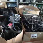 LOTE 310 - 01 LOTE COM MATERIAIS DIVERSOS. (NO ESTADO) ATENÇÃO! FAZER A VISITAÇÃO ANTES DE ARREMATAR, NÃO SABEMOS SE FUNCIONA. LEILÃO NÃO TEM GARANTIA E NEM DEVOLUÇÃO, SUJEITO A POSSÍVEIS AVARIAS VISÍVEIS/OCULTAS E/OU AUSÊNCIA DE COMPONENTES.
