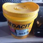 LOTE 402 - 01 BALDE DE VEDACIT, ADITIVO IMPERMEABILIZANTE PARA CONCRETOS E ARGAMASSAS. (NO ESTADO) ATENÇÃO! FAZER A VISITAÇÃO ANTES DE ARREMATAR, NÃO SABEMOS SE FUNCIONA. LEILÃO NÃO TEM GARANTIA E NEM DEVOLUÇÃO, SUJEITO A POSSÍVEIS AVARIAS VISÍVEIS/OCULTAS E/OU AUSÊNCIA DE COMPONENTES.