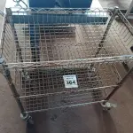 LOTE 364 - 01 CARRINHO PARA TRANSPORTE DE ALIMENTOS. (NO ESTADO) ATENÇÃO! FAZER A VISITAÇÃO ANTES DE ARREMATAR, NÃO SABEMOS SE FUNCIONA. LEILÃO NÃO TEM GARANTIA E NEM DEVOLUÇÃO, SUJEITO A POSSÍVEIS AVARIAS VISÍVEIS/OCULTAS E/OU AUSÊNCIA DE COMPONENTES.