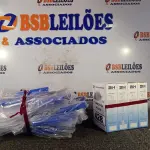 LOTE 428 - 04 TERMÔMETROS DIGITAL E 10 MASCARAS DE PROTEÇÃO. (NO ESTADO) ATENÇÃO! FAZER A VISITAÇÃO ANTES DE ARREMATAR, NÃO SABEMOS SE FUNCIONA. LEILÃO NÃO TEM GARANTIA E NEM DEVOLUÇÃO, SUJEITO A POSSÍVEIS AVARIAS VISÍVEIS/OCULTAS E/OU AUSÊNCIA DE COMPONENTES.